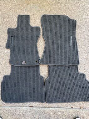 Subaru Crosstrek Floor mats - Full Set